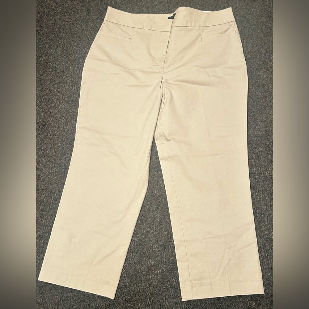 NWT Ann Taylor Dressy Cropped Khakis